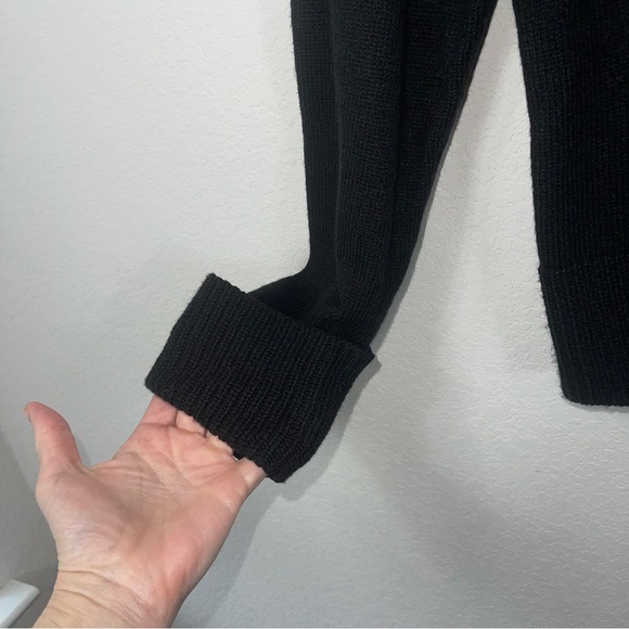 1. State Cold-Shoulder Cuffed Turtleneck Sweater long sleeve black size medium - Picture 9 of 11